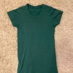 Rare lululemon swiftly tech short sleeve top